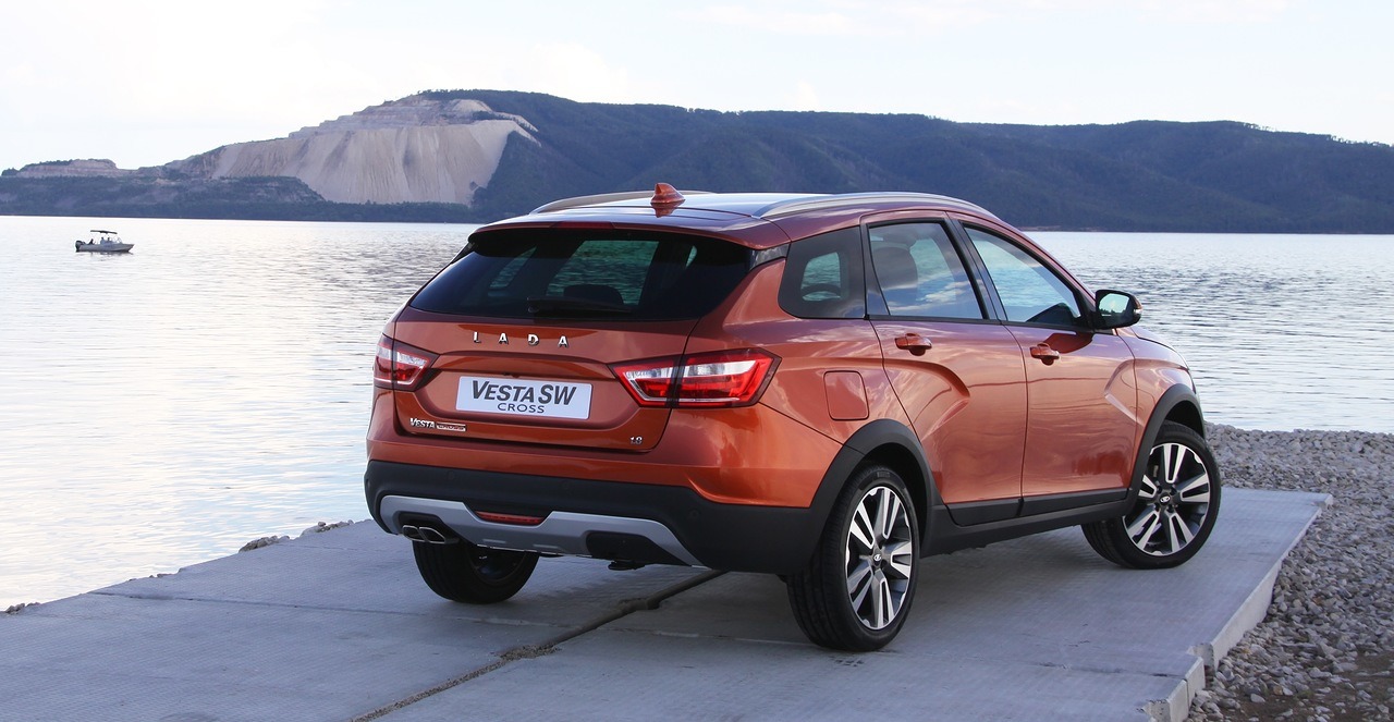 LADA Vesta SW Cross и LADA Vesta SW: ломая стереотипы