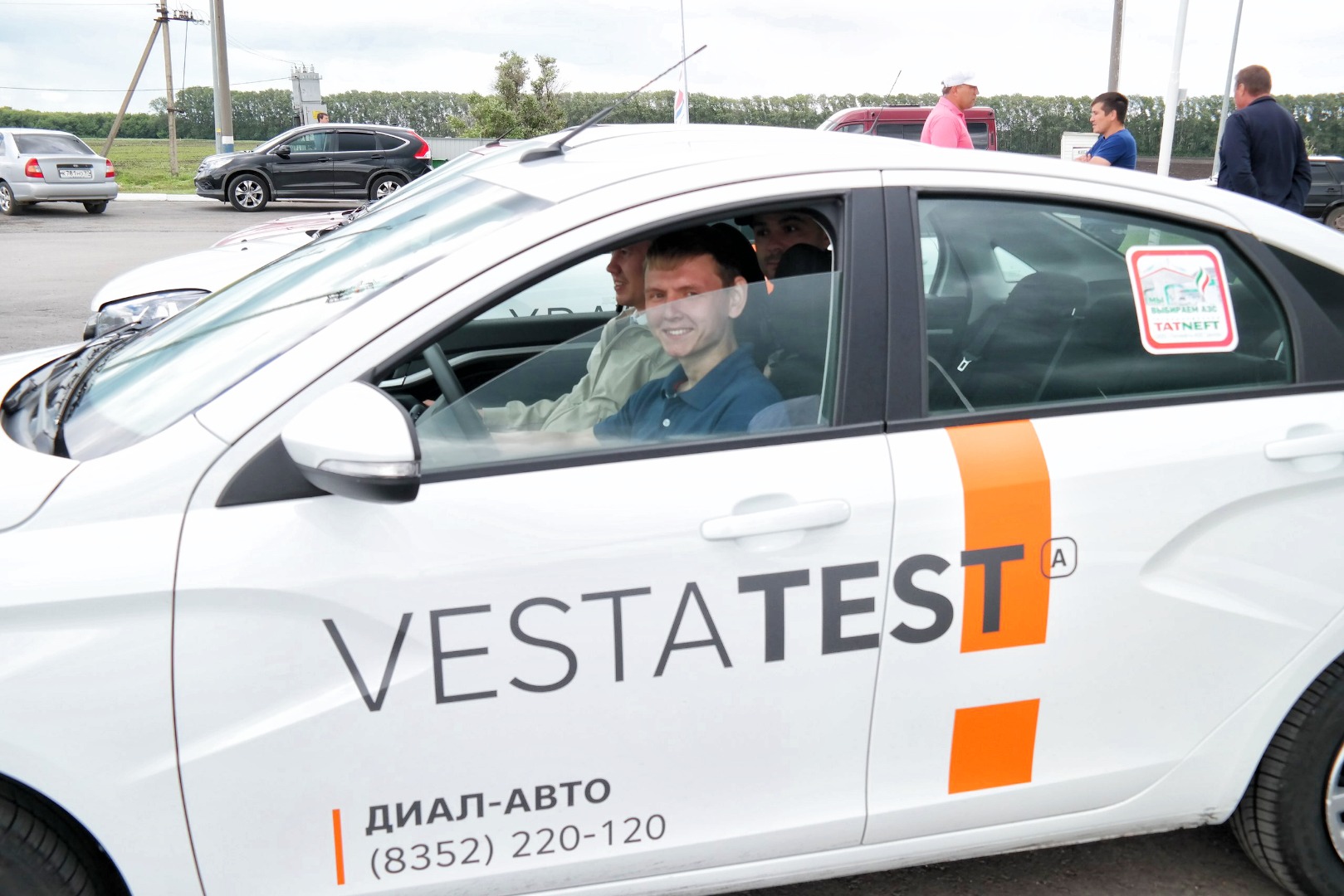 День открытых дверей на АЗС TATNEFT и выездные тест-драйвы в Ядрине